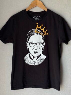 Forever Me Ruth Bader Ginsburg Short Sleeve Graphic T-Shirt Womens Size XS